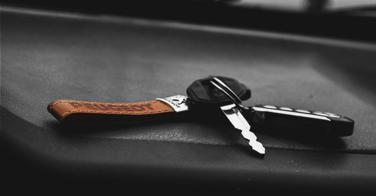 Chevrolet car key fob — Glen Cove Locksmiths