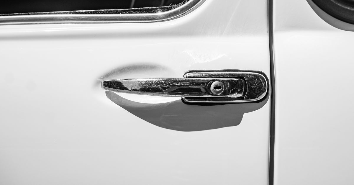 Auto Locksmith service — Glen Cove Locksmiths