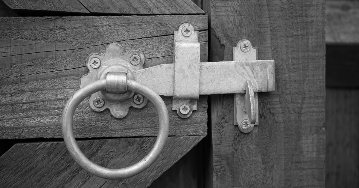 Deadbolt Installation — Glen Cove Locksmiths