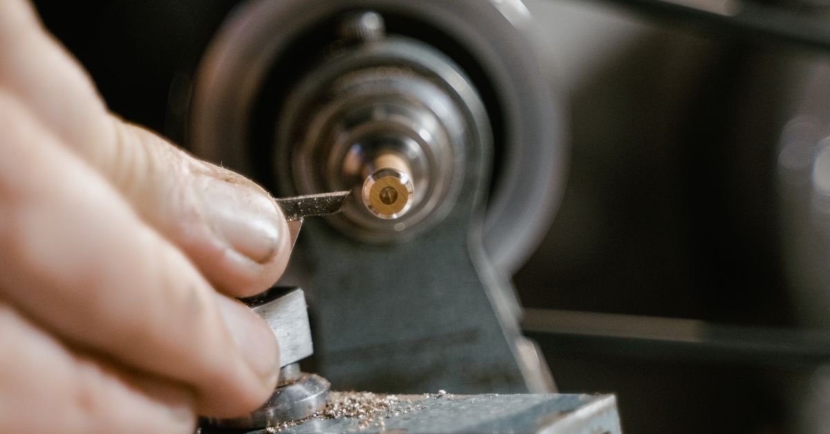 key maker professional — Glen Cove Locksmiths